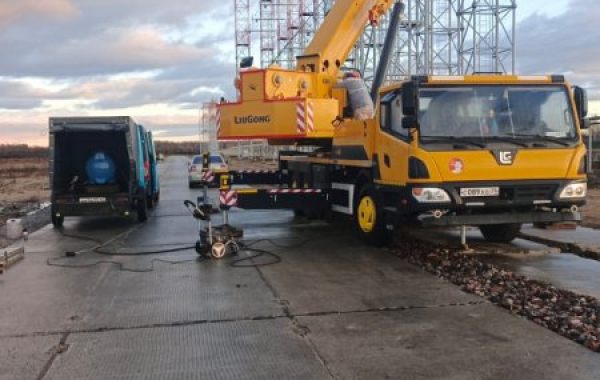 Аренда автовышки с высотой подъема до 44 метров - Калининград, заказать или взять в аренду