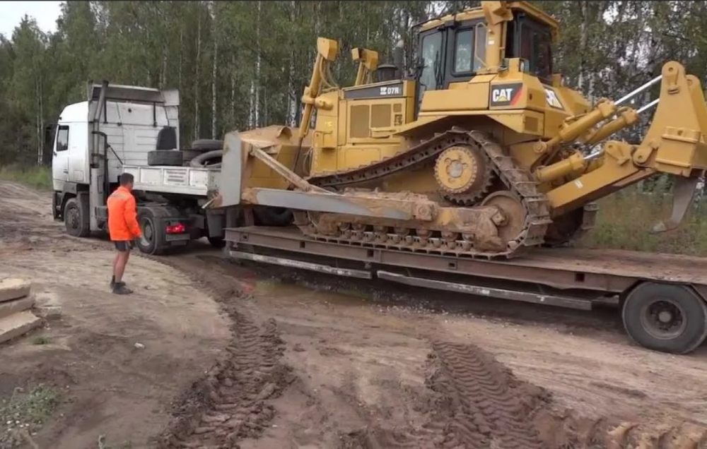 Бульдозер Бульдозеры в аренду CAT D7R, Komatsu D375A взять в аренду, заказать, цены, услуги - Калининград