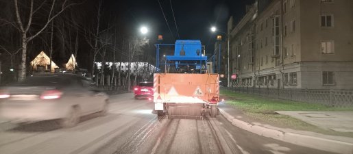 Уборка улиц и дорог спецтехникой и дорожными уборочными машинами стоимость услуг и где заказать - Калининград