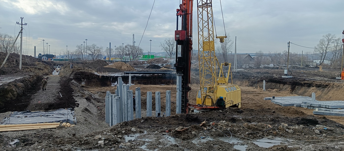 Аренда сваебоя для забивки бетонных свай в Зеленоградске